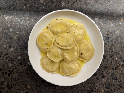 Sorrentino Relleno de Ricotta Trufa