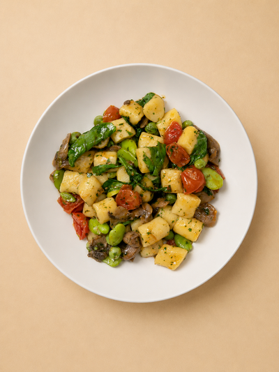 Gnocchi e Verduras Salteadas
