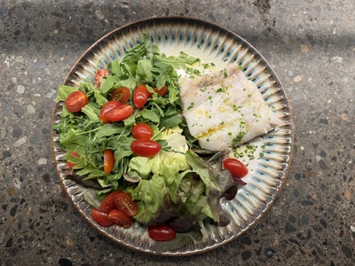 Pescado del día a la sal