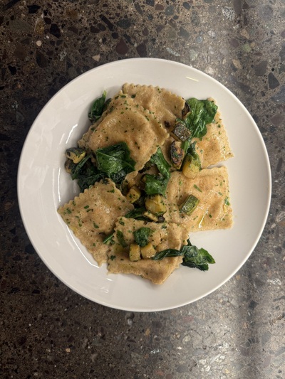 Ravioli Integral con verduras salteadas
